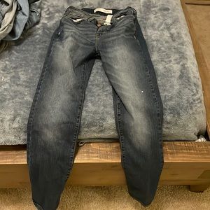 Mid rise straight jeans
